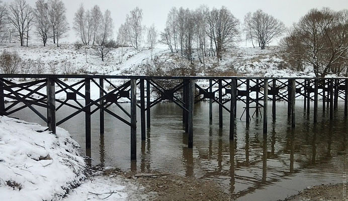 Свайные мосты: надежное решение для преодоления водных преград в Югорске от 57399 руб